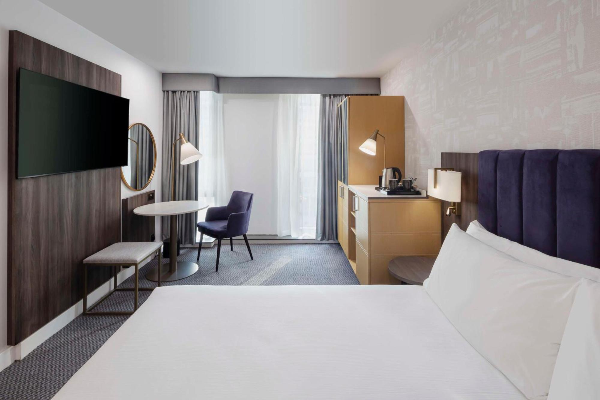 Doubletree By Hilton Manchester Piccadilly Exteriör bild