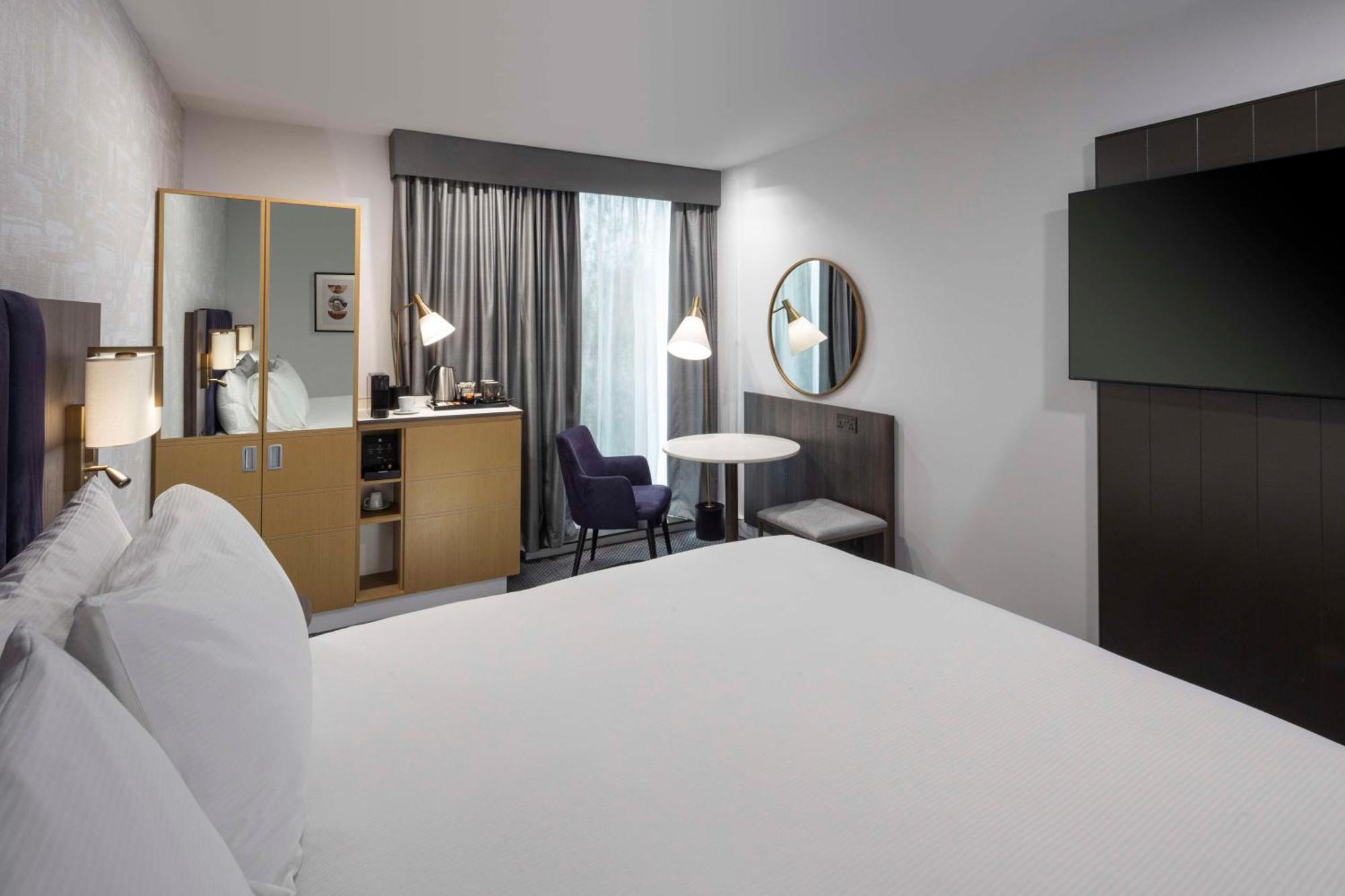 Doubletree By Hilton Manchester Piccadilly Exteriör bild