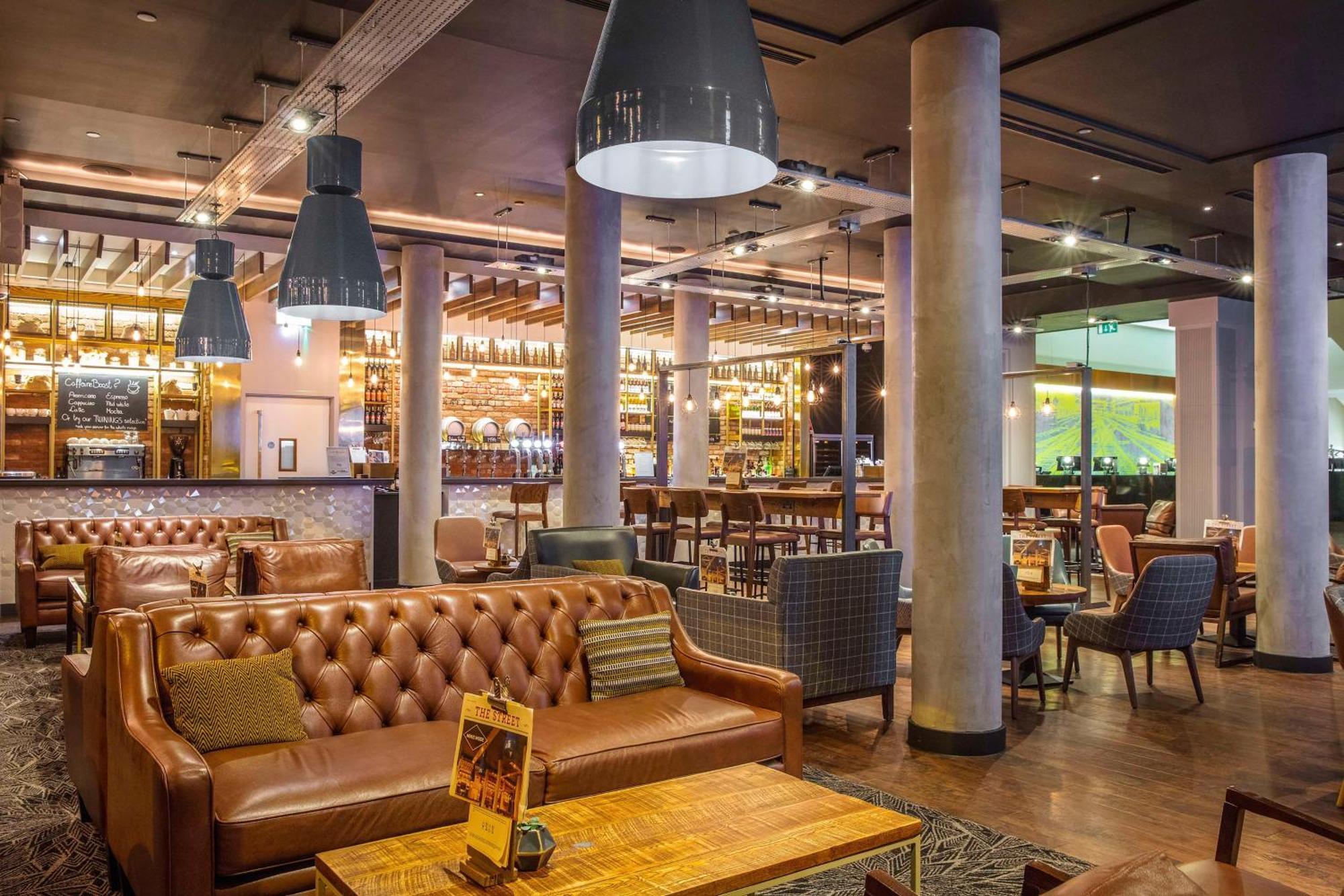 Doubletree By Hilton Manchester Piccadilly Exteriör bild